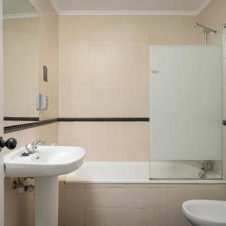 Alda Pasaje 3* ヒホン