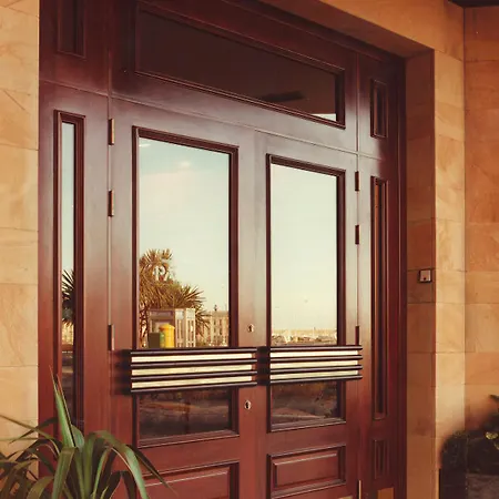 Alda Pasaje ホテル ヒホン