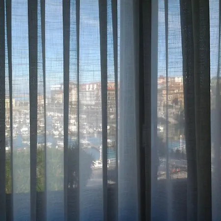 ホテル Alda Pasaje 3*