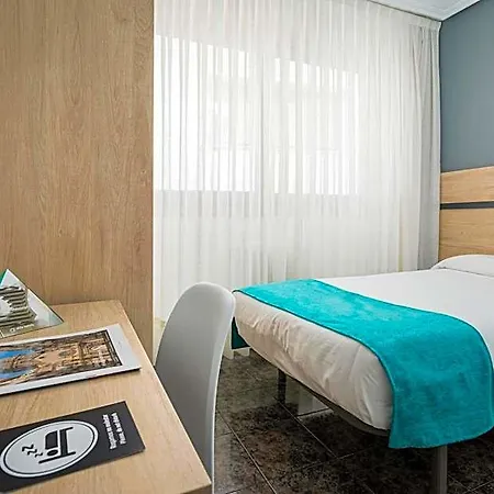 Hotel Alda Pasaje 3*