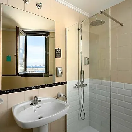 Hotel Alda Pasaje 3*