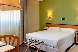 Hotel Alda Pasaje 3*